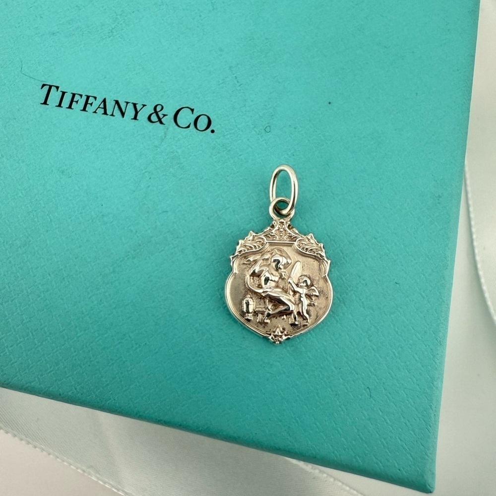 RARE Tiffany & Co. Beauty Olympian Charm in Sterling Silver - Picture 6 of 6